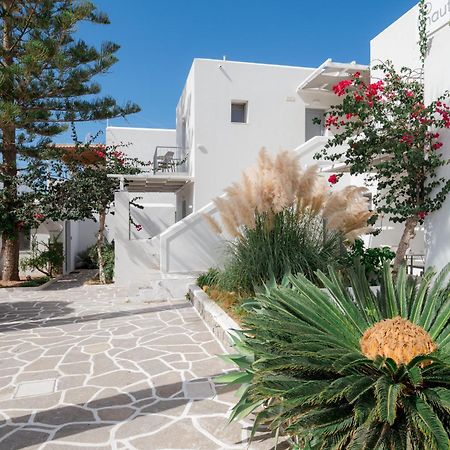 Nautilus Apartments-Suites Páros 외부 사진