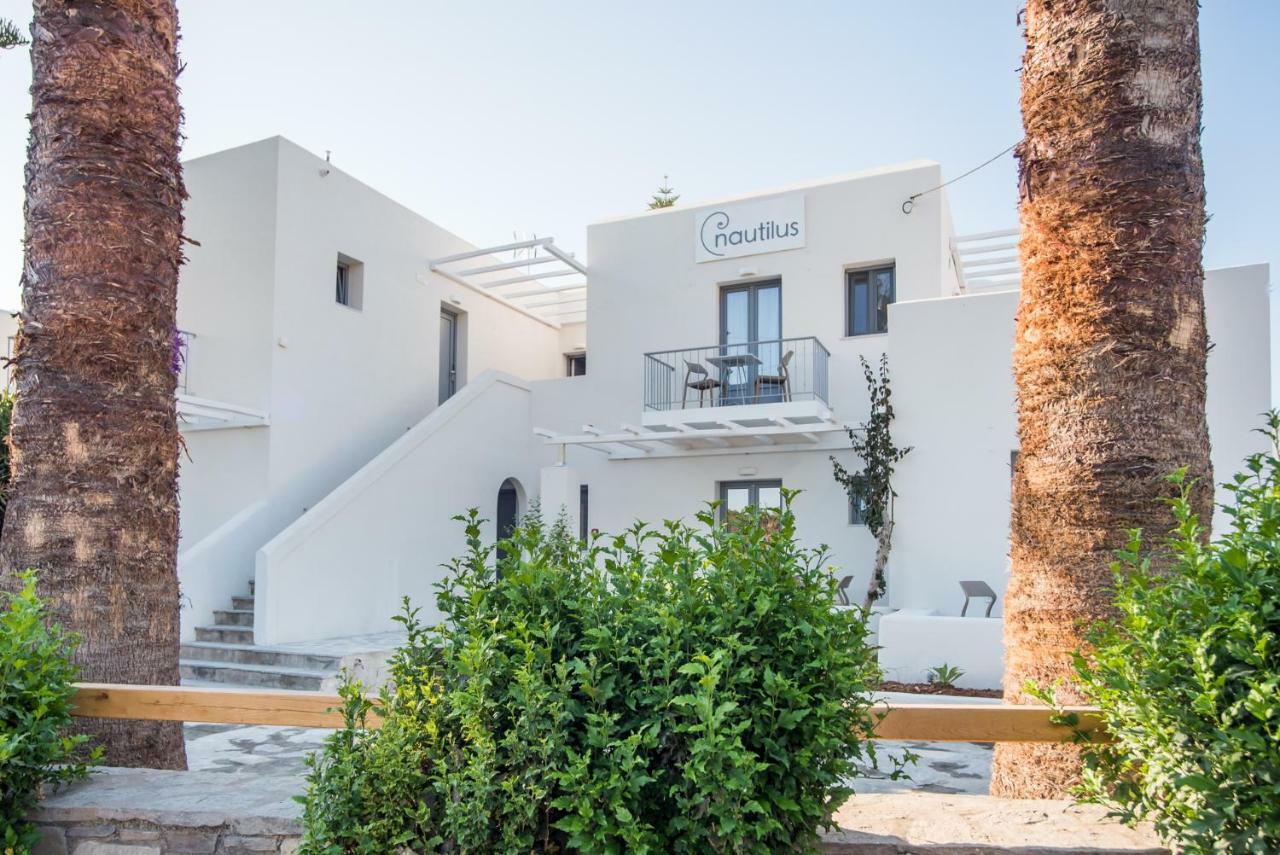 Nautilus Apartments-Suites Páros 외부 사진