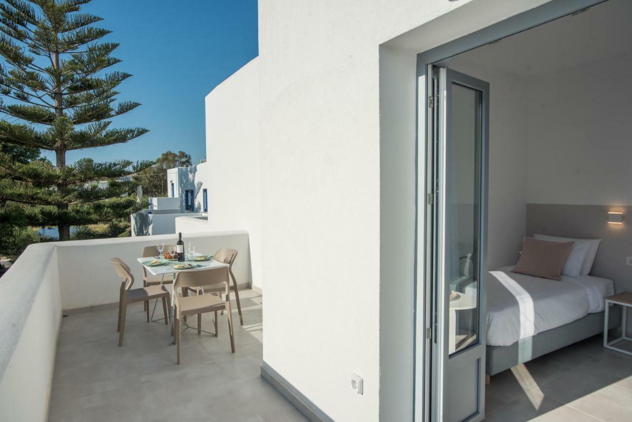 Nautilus Apartments-Suites Páros 외부 사진