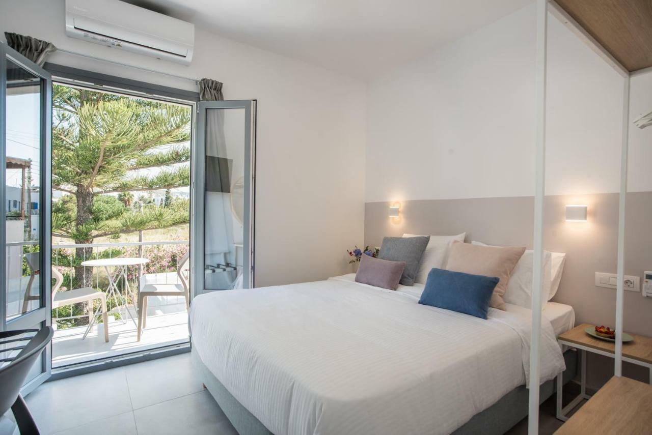 Nautilus Apartments-Suites Páros 외부 사진