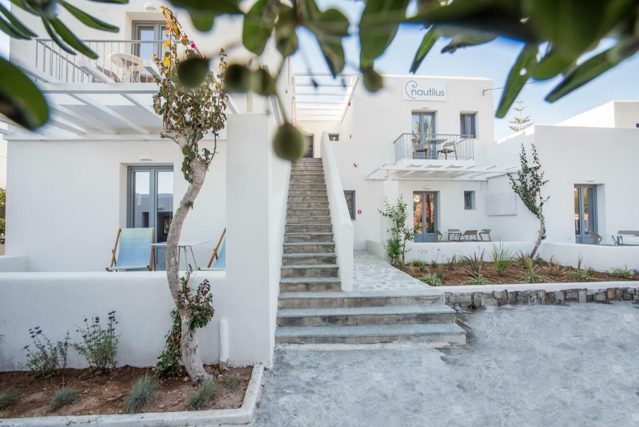 Nautilus Apartments-Suites Páros 외부 사진